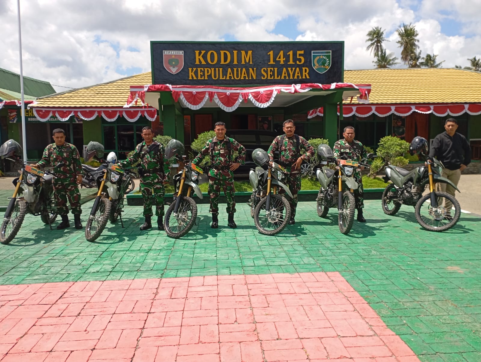 Dandim 1415 Kepulauan Selayar Pastikan Wilayah Aman dan Kondusif Dandim 1415 Kepulauan Selayar Pastikan Wilayah Aman dan Kondusif